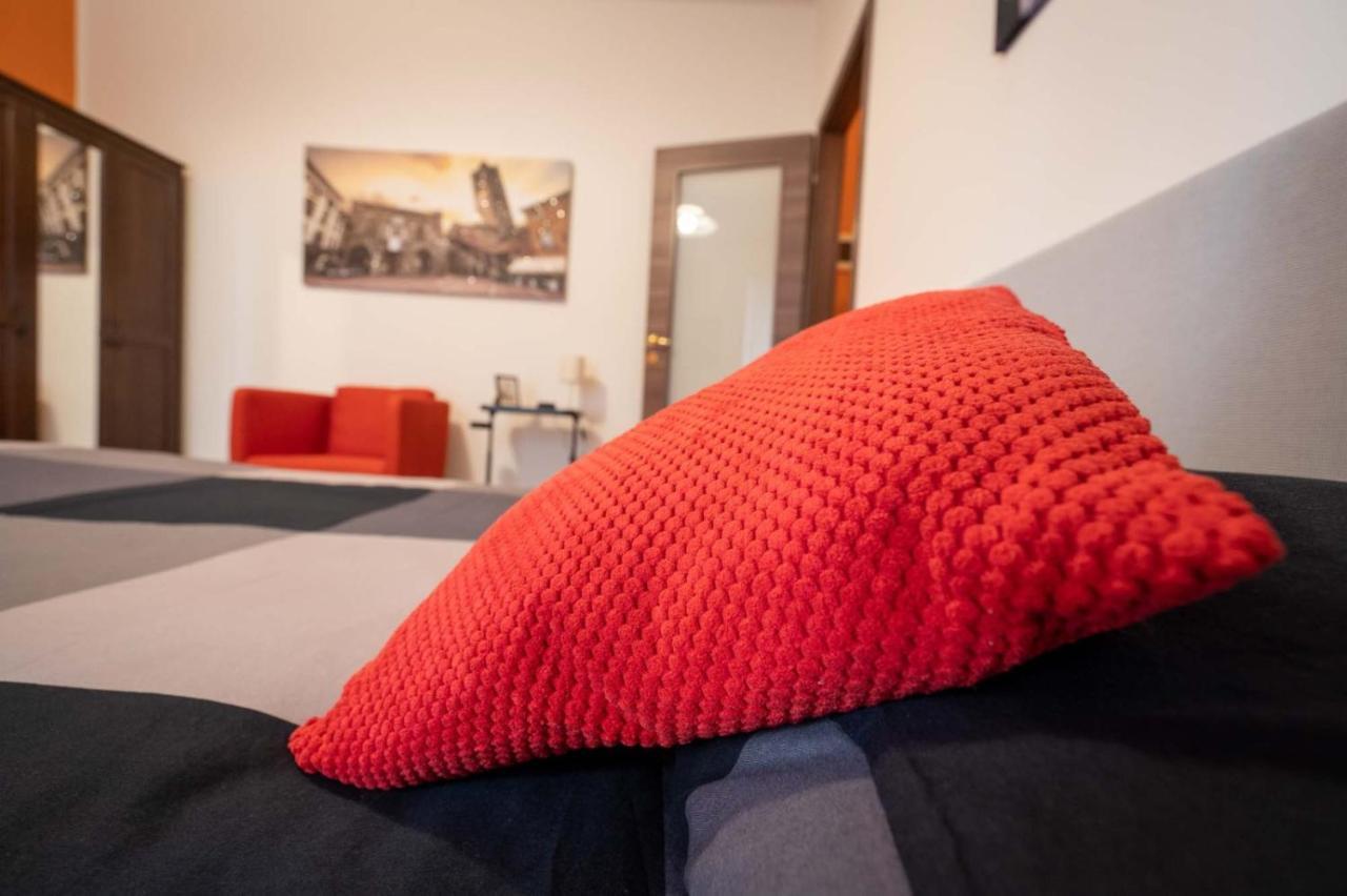 Casa Martina- Airport Free Shuttle-H24 Apartment แบร์กาโม ภายนอก รูปภาพ